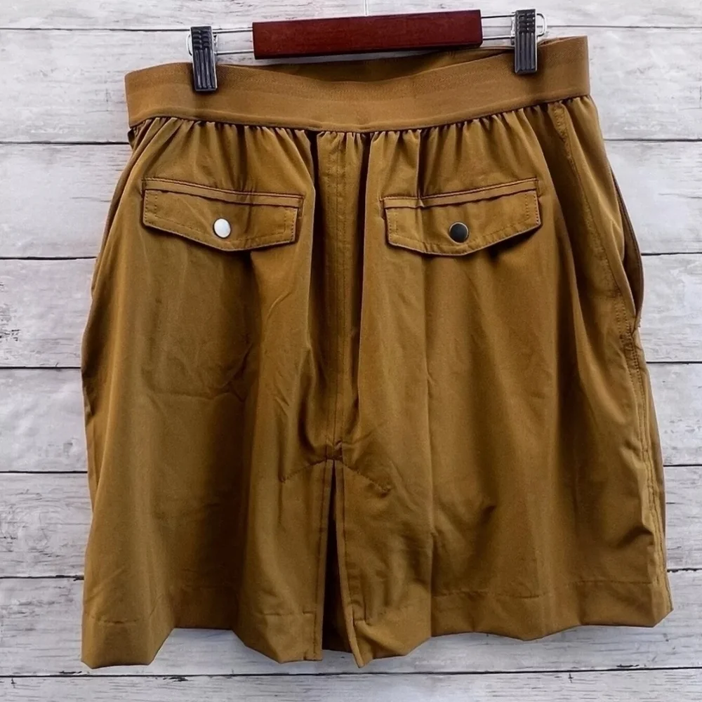 Athleta Vienna cargo skort